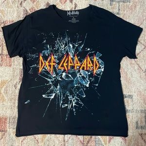 Def Lepard tee